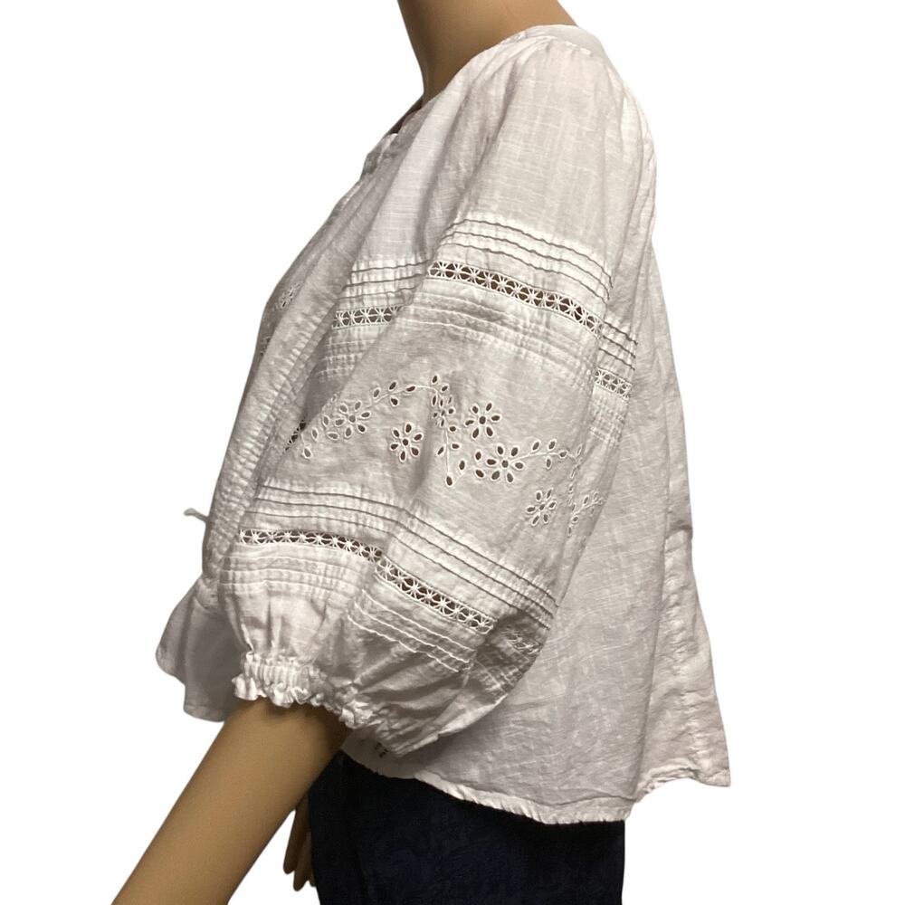 Free People Daisy Chains Eyelet Top White Cotton Crop Boho Peasant Blouse SP - Picture 2 of 8